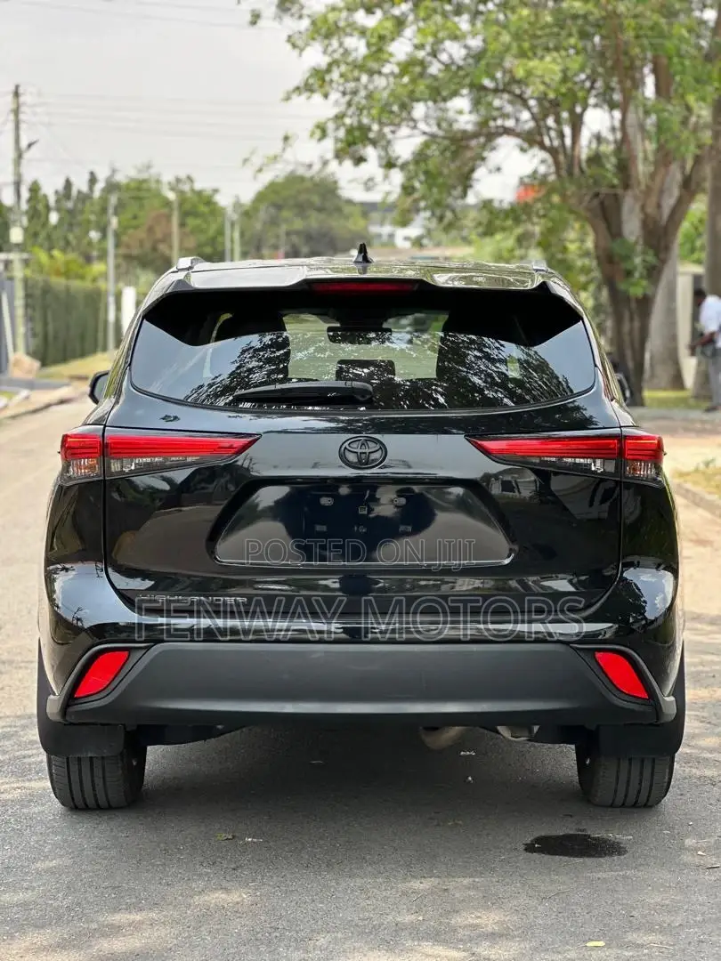 Toyota Highlander XLE 2021 Black