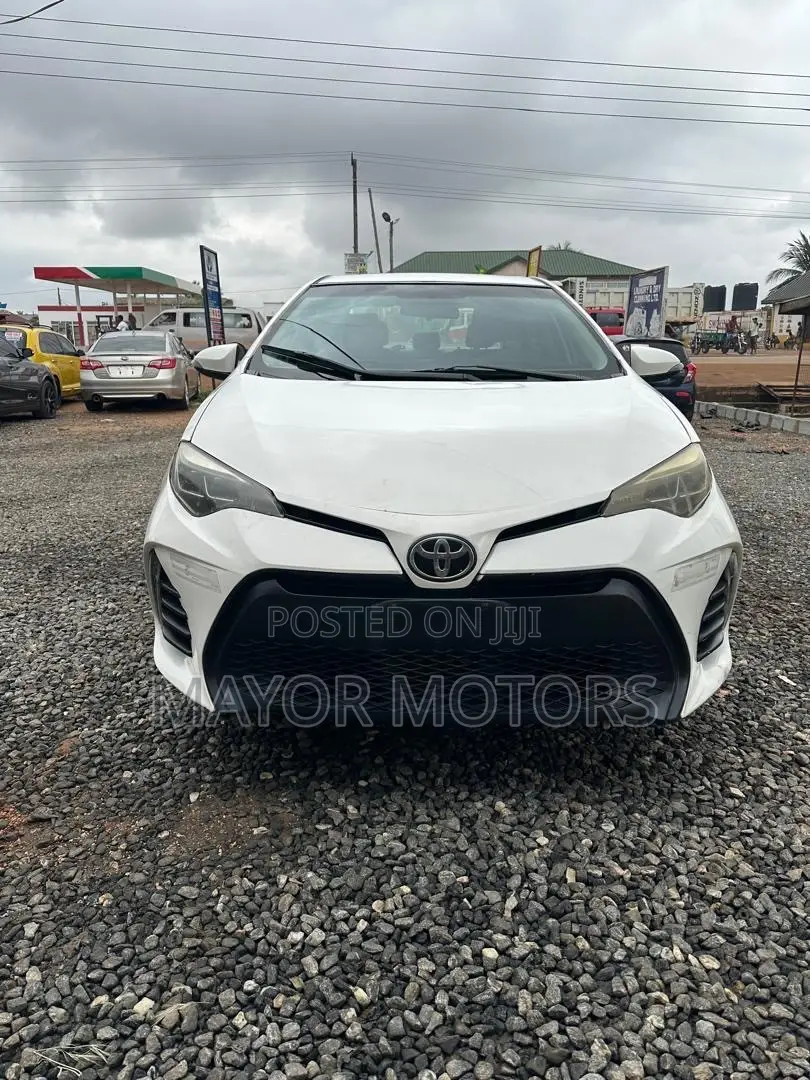 Toyota Corolla S 4dr Sedan (1.8L 4cyl CVT) 2016 White