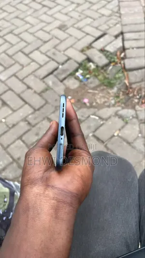 New Tecno Spark Slim 256 GB Black