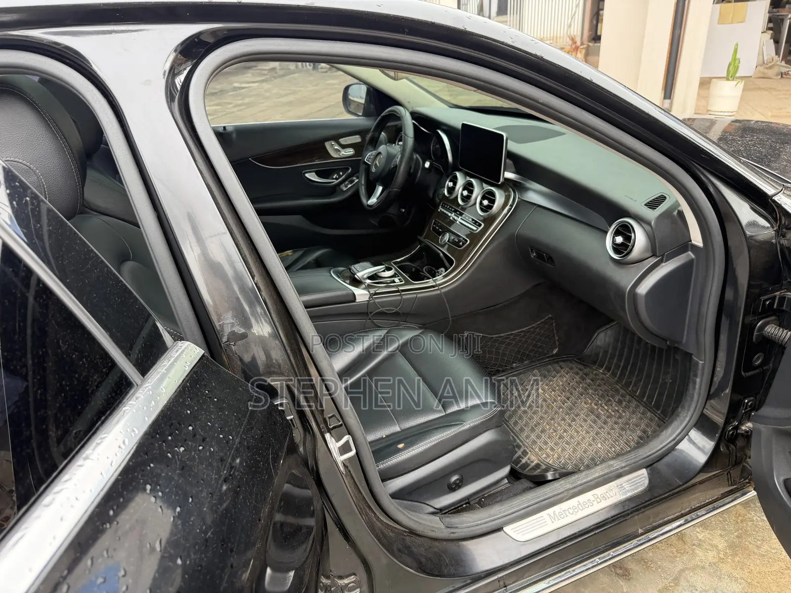 Mercedes-Benz C300 Base Sedan RWD (2.0L 4cyl 7A) 2017 Black