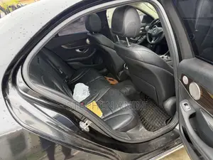 Mercedes-Benz C300 Base Sedan RWD (2.0L 4cyl 7A) 2017 Black
