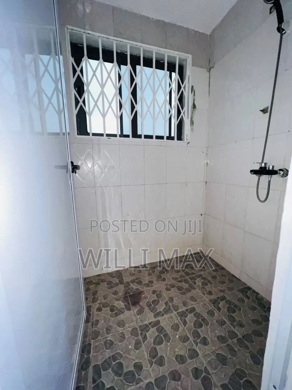 2bdrm Apartment in Danfa for rent