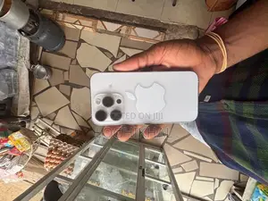 Apple iPhone 14 Pro 128 GB Silver