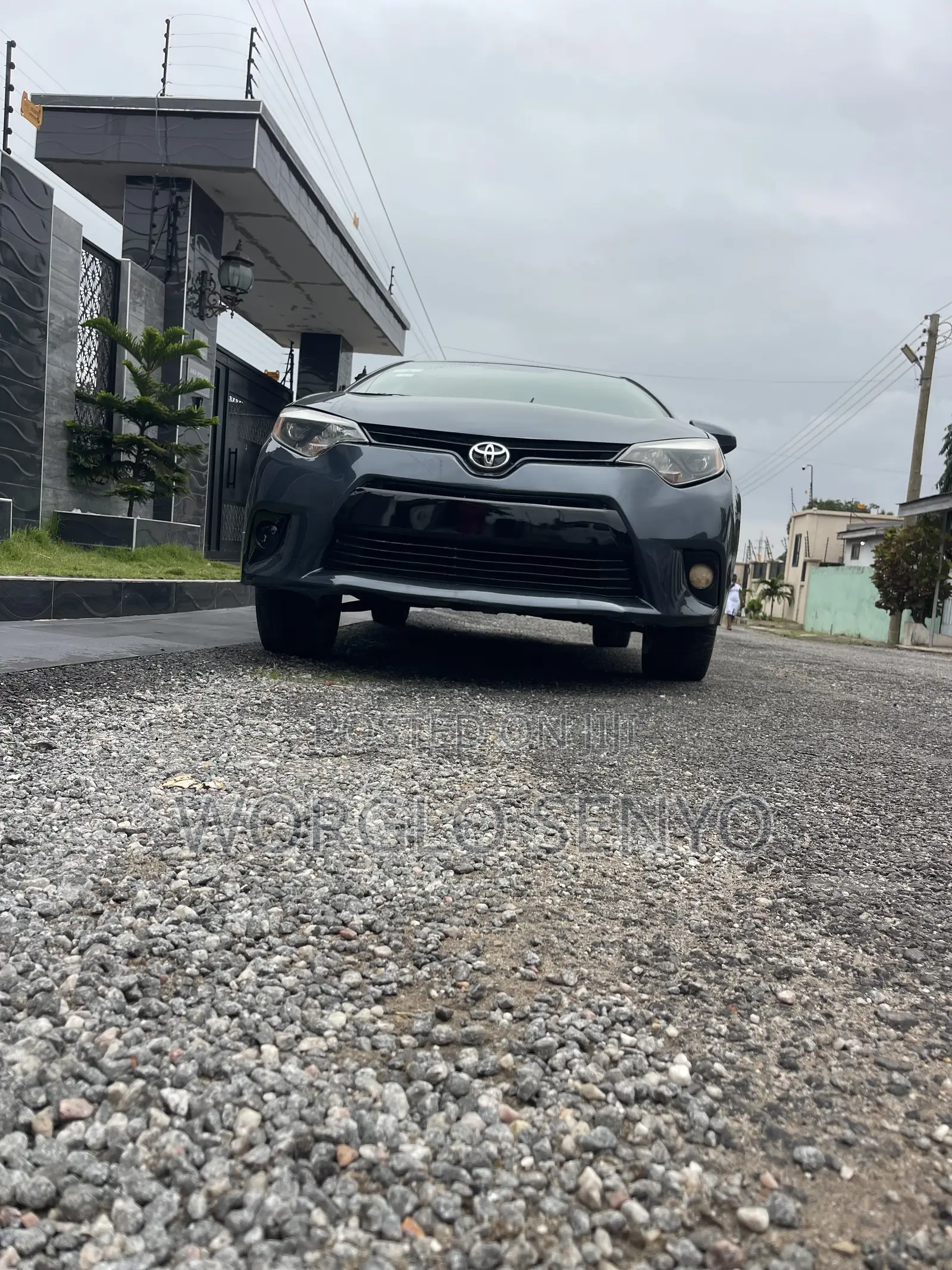 Toyota Corolla LE 4dr Sedan (1.8L 4cyl CVT) 2016 Gray