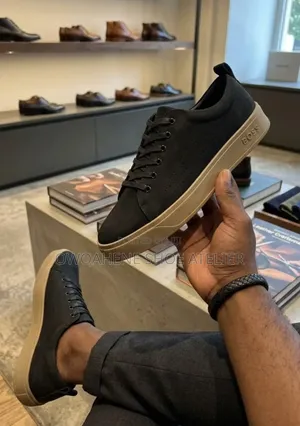 BOSS by Hugo Boss Men's Low-Top Casual Sneaker in Matte Black