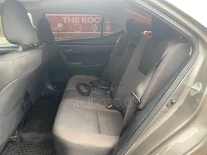 Toyota Corolla 2019 Brown