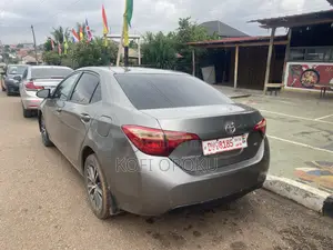 Toyota Corolla 2019 Brown