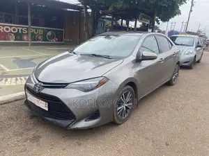 Toyota Corolla 2019 Brown