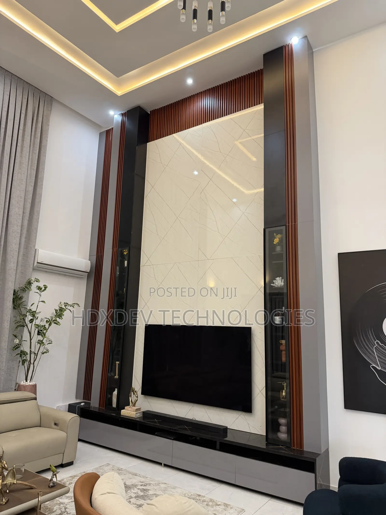 Furnished 6bdrm House in Pentecost for sale