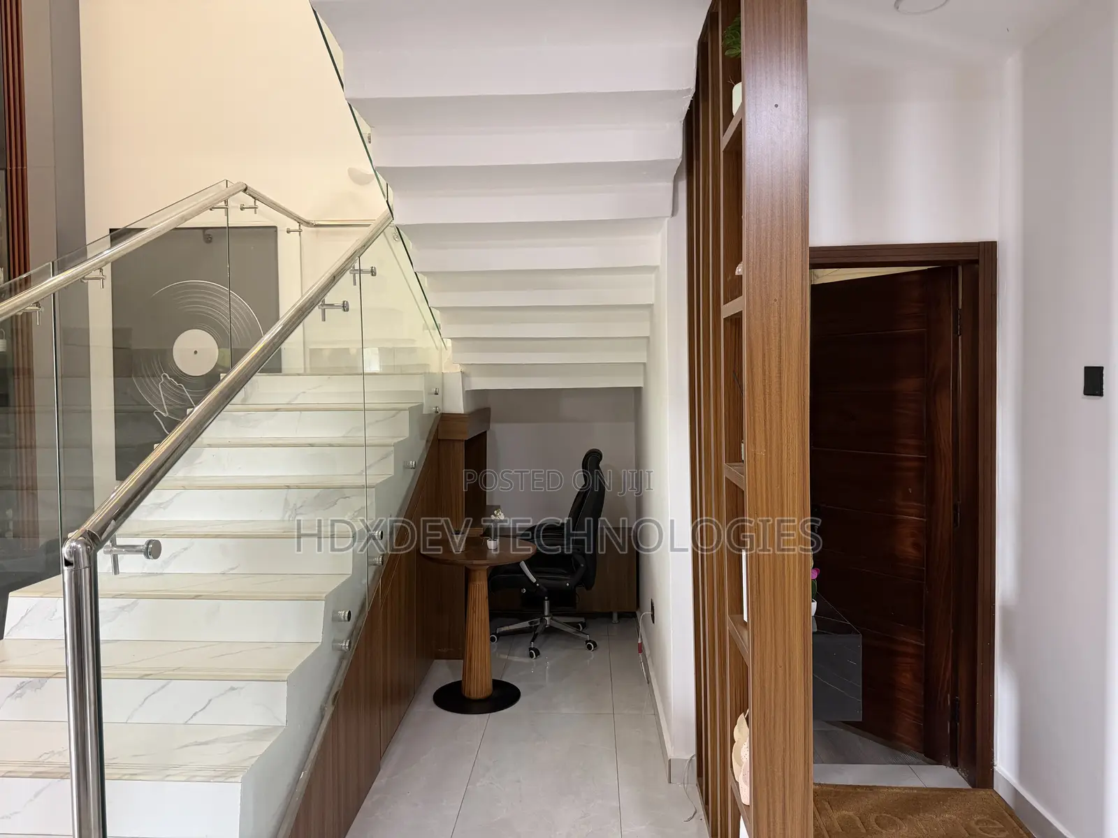 Furnished 6bdrm House in Pentecost for sale
