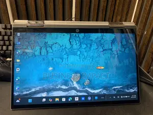 Laptop HP Pavilion 14 x360 2-in-1 8GB Intel Core i3 SSD 256GB