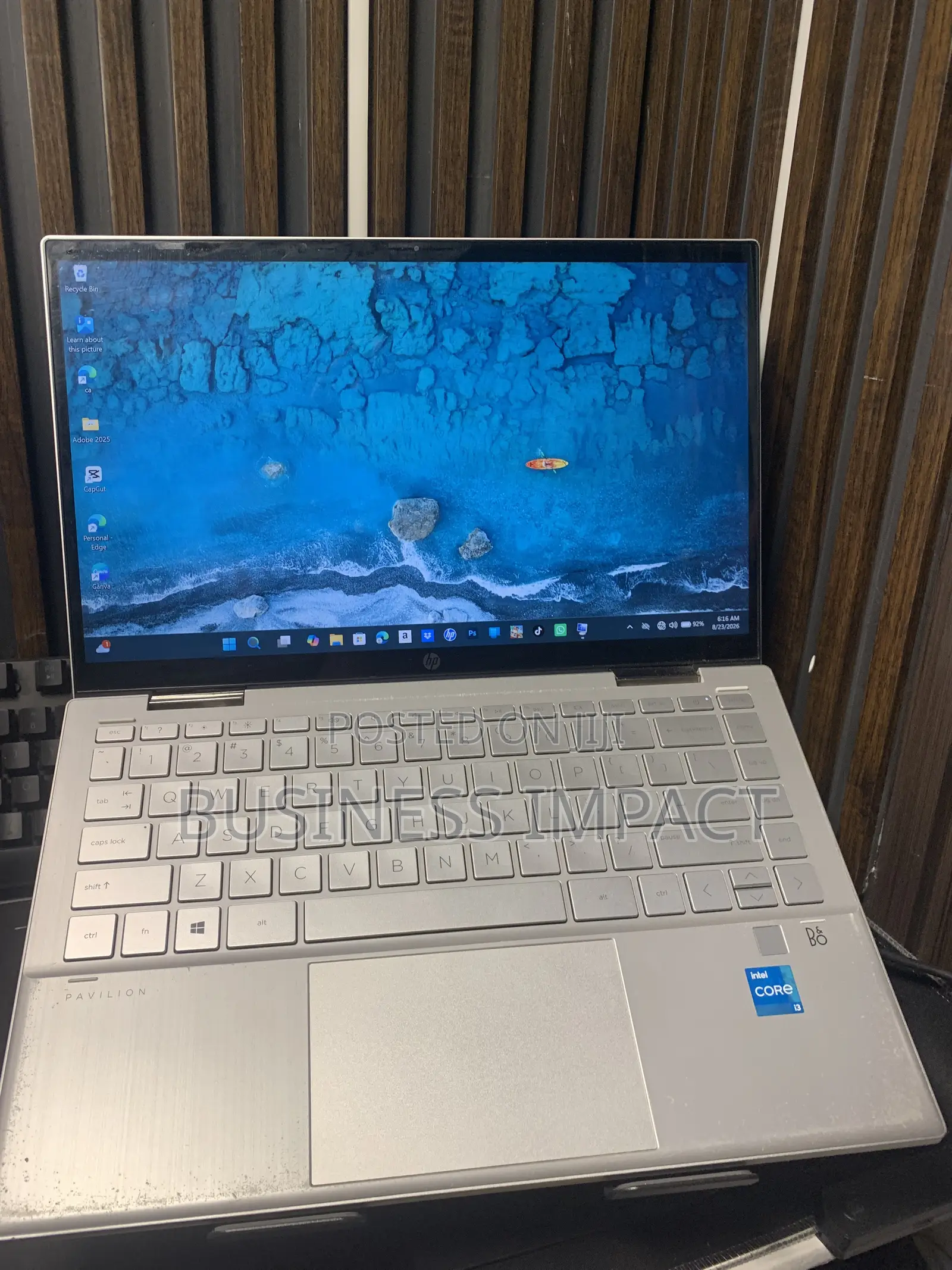 Laptop HP Pavilion 14 x360 2-in-1 8GB Intel Core i3 SSD 256GB