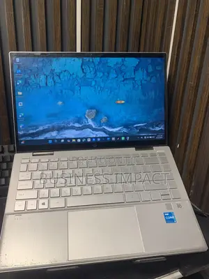Laptop HP Pavilion 14 x360 2-in-1 8GB Intel Core i3 SSD 256GB