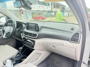 Hyundai Tucson Limited FWD 2019 Silver