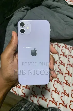 Apple iPhone 11 64 GB Purple