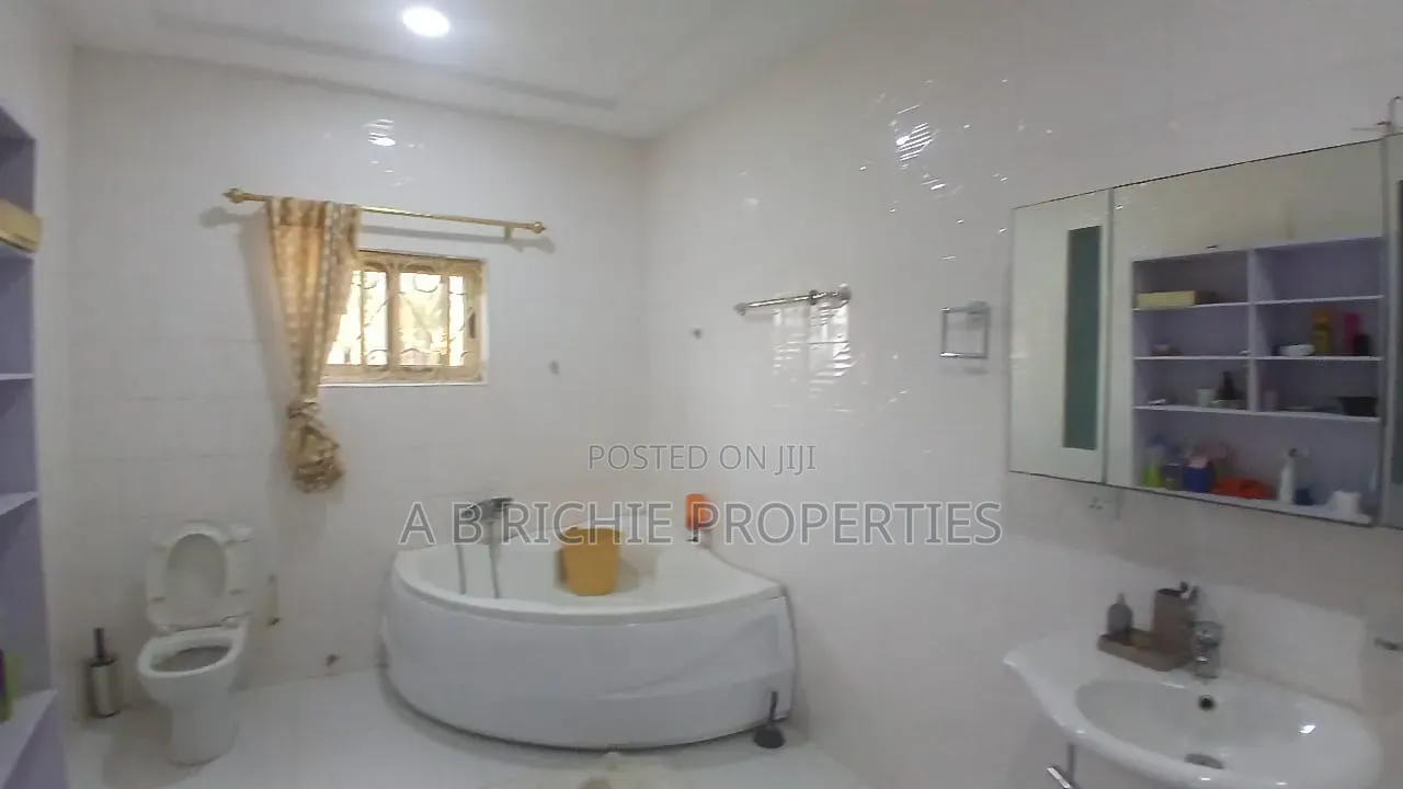 6bdrm House in Pillar 2 for rent