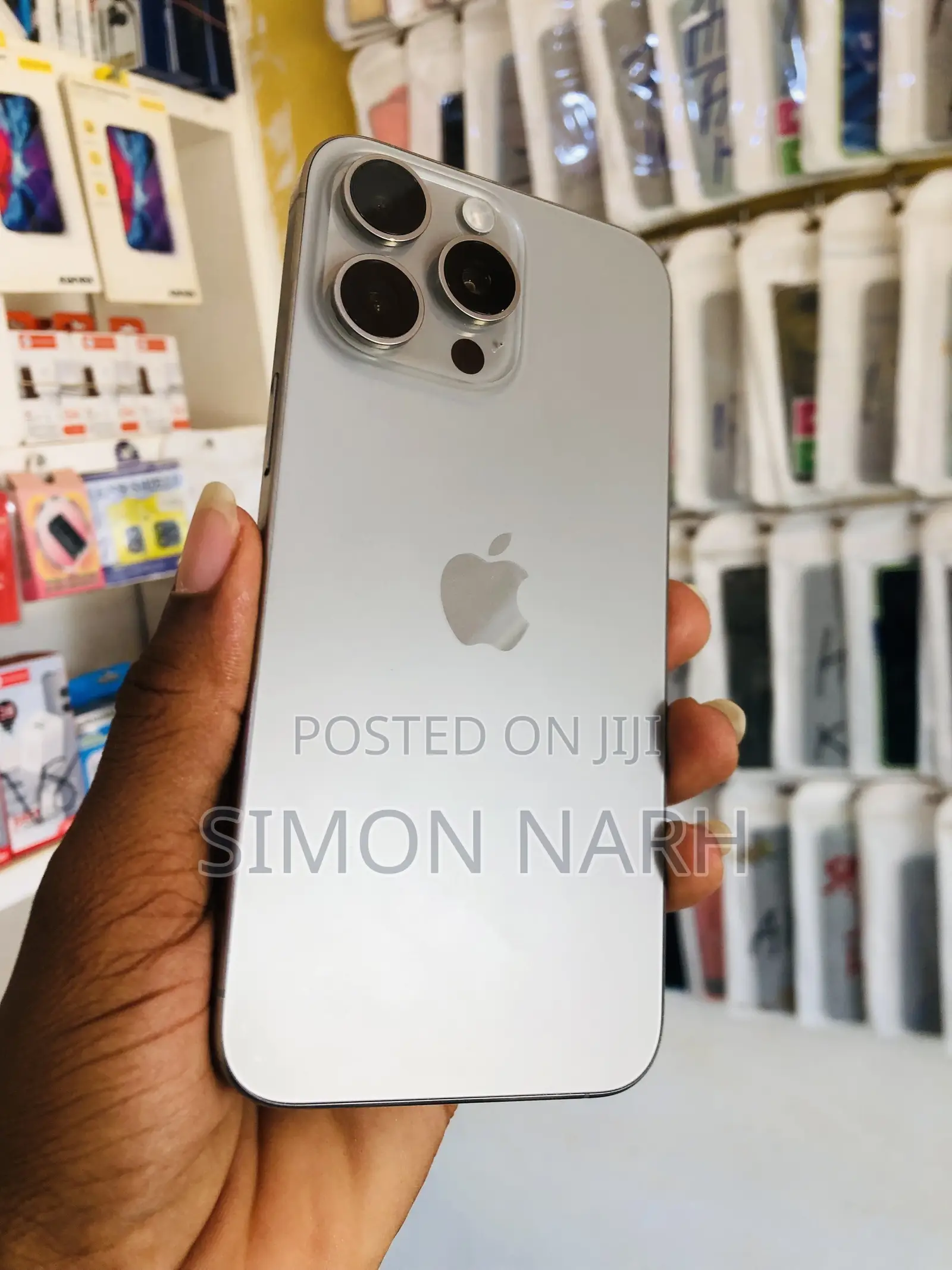 Apple iPhone 15 Pro Max 256 GB Gold