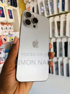 Apple iPhone 15 Pro Max 256 GB Gold