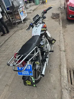 New Royal Enfield Bullet 350 2026 Black