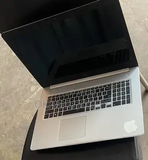Laptop Dell Inspiron 17 5000 8GB Intel Core i7 HDD 1T