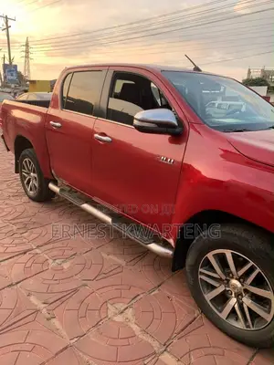 Toyota Hilux 2019 Red