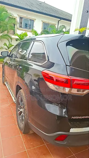 Toyota Highlander 2014 Black