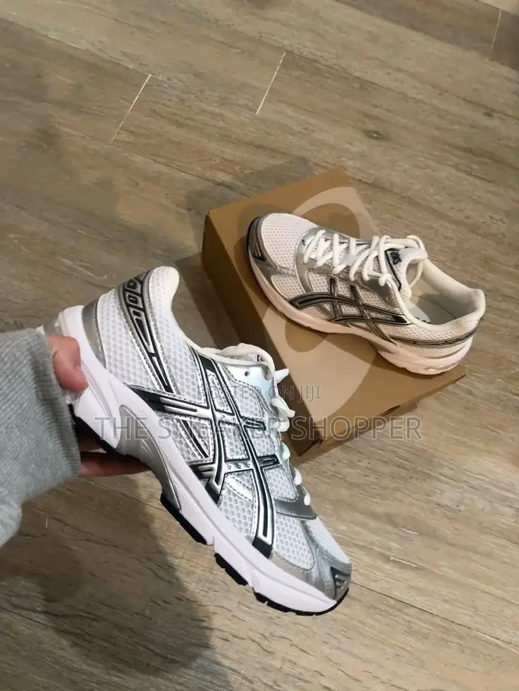 ASICS Az White Sneaker