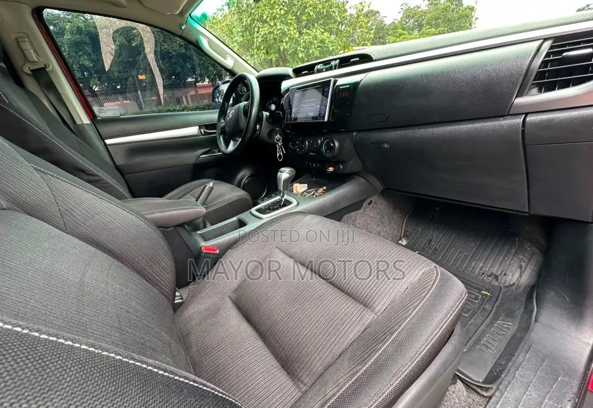 Toyota Hilux Revo Single Cab Deisel 2.8 RWD 2017 Red