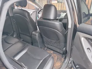 Hyundai Avante 2014 Black