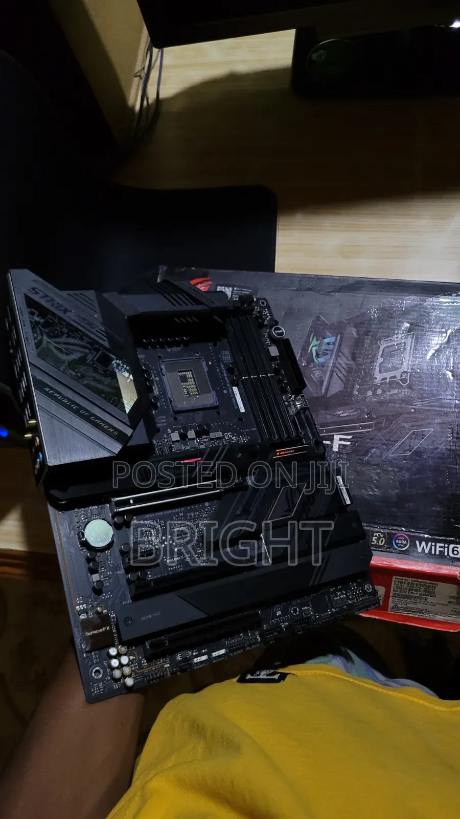 ASUS Strix Z790-F DDR5 Gaming Motherboard (Faulty / for Repair)