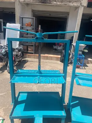 Cassava Agricultural Grater Mill and Manual Screw Press