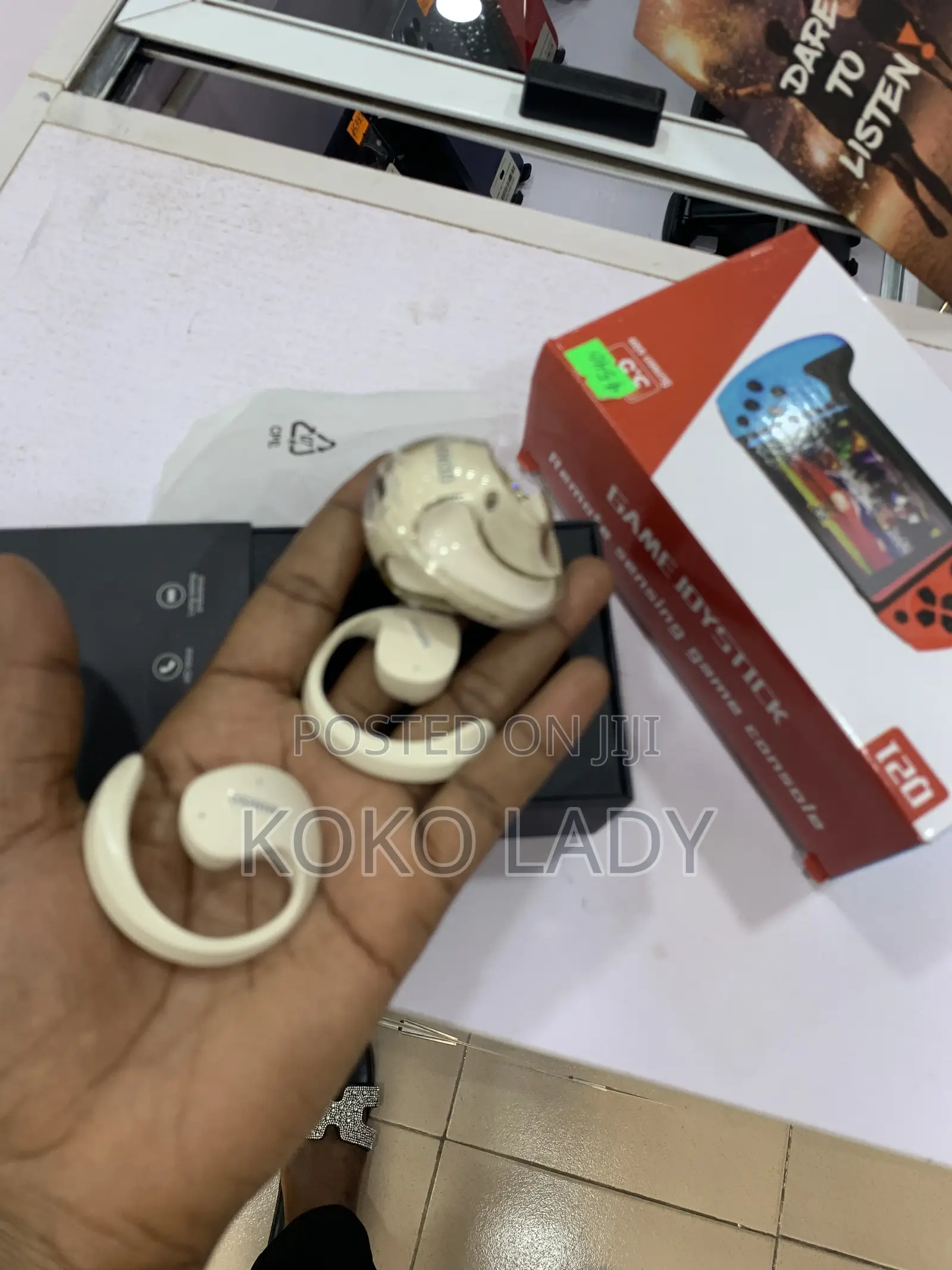 Earbuds Wireless
