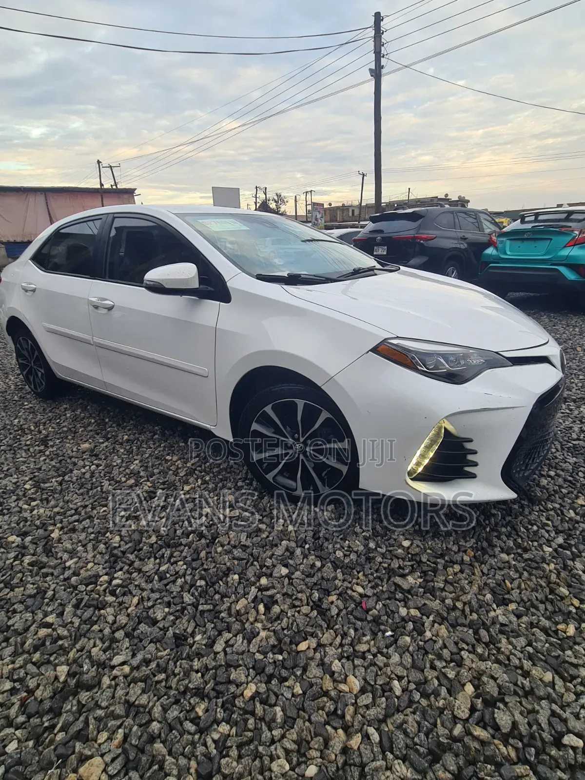 Toyota Corolla 2018 White