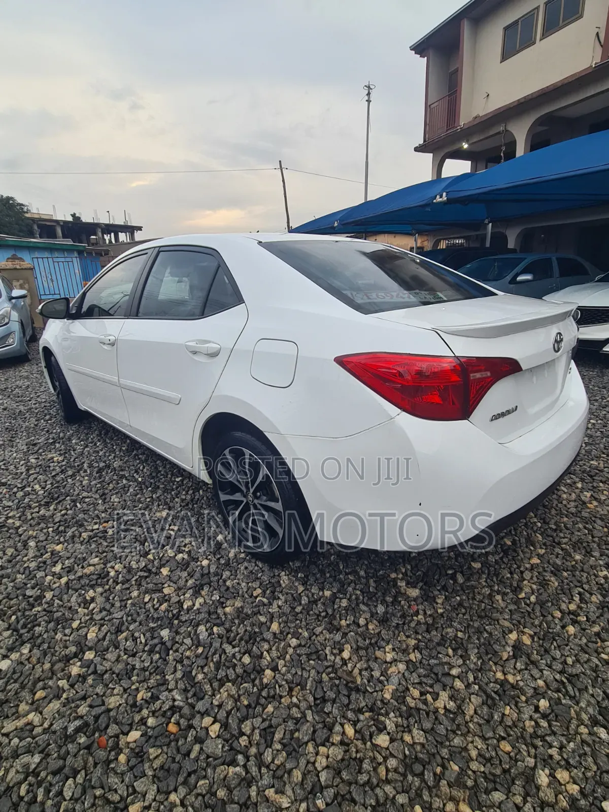 Toyota Corolla 2018 White