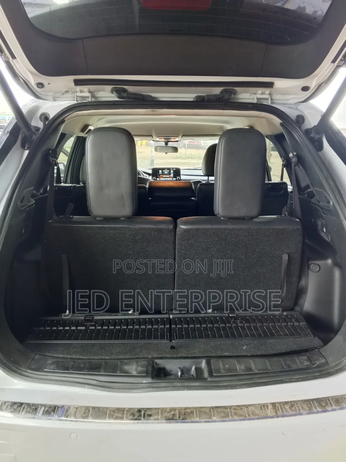 Mitsubishi Outlander 2024 White