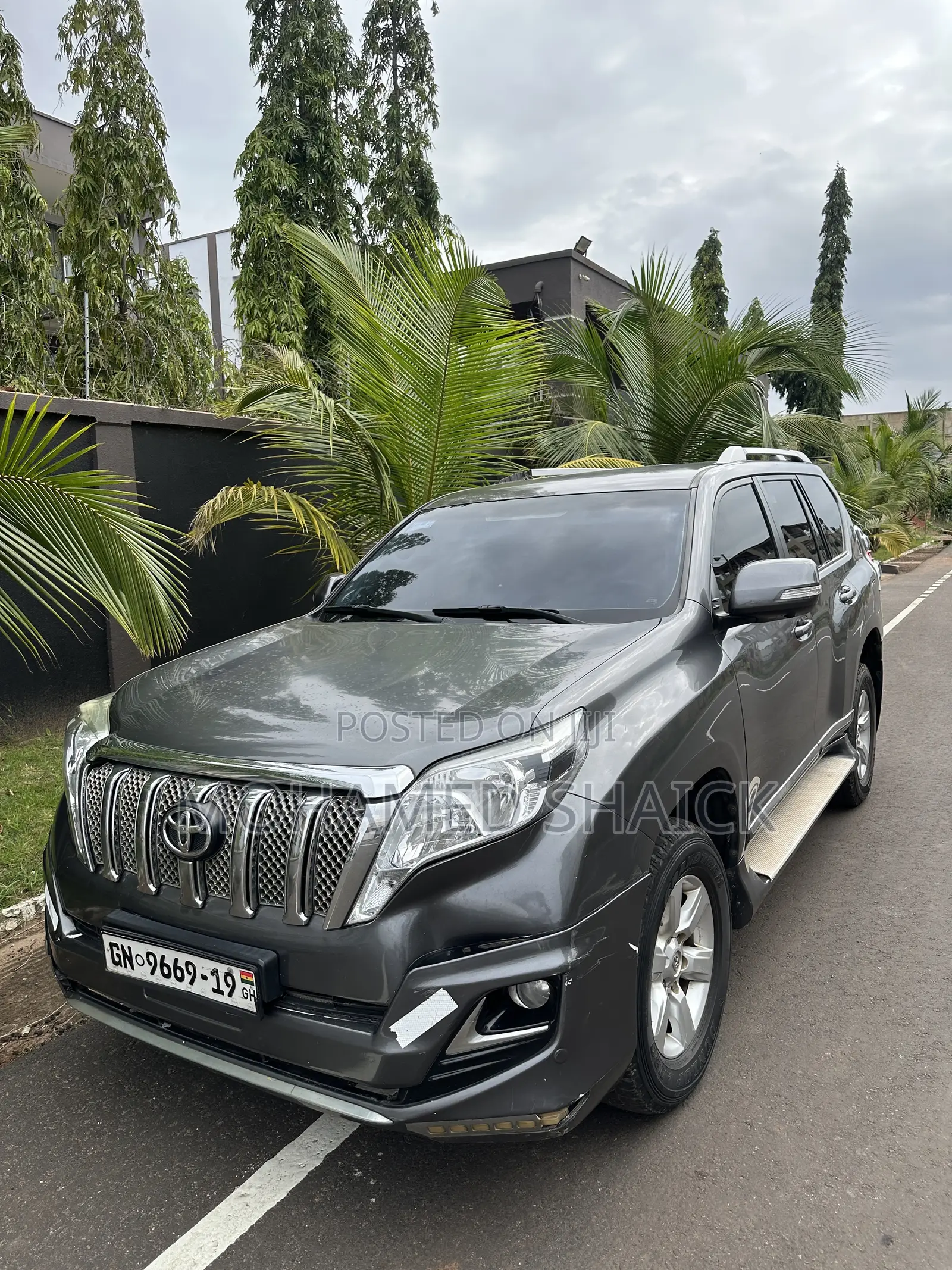 Toyota Land Cruiser Prado 2017 Gray