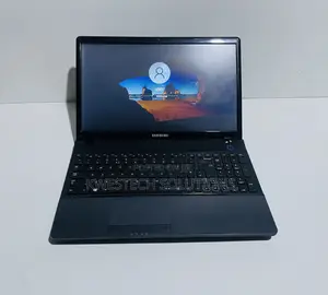 Laptop Samsung NP300E5C 4GB Intel Core i5 HDD 160GB