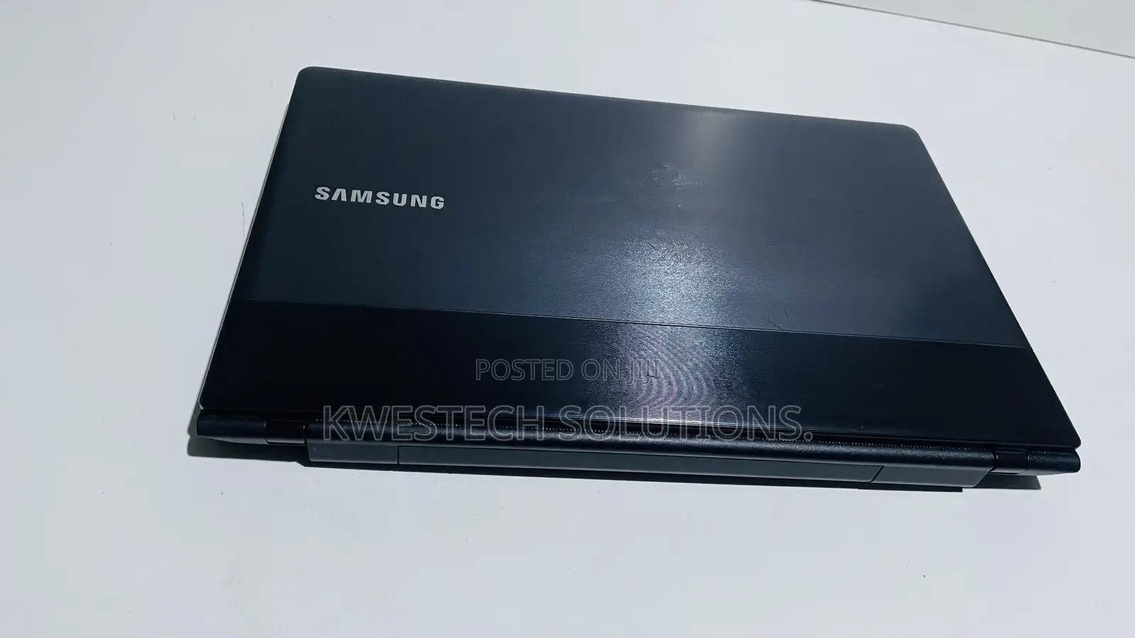 Laptop Samsung NP300E5C 4GB Intel Core i5 HDD 160GB