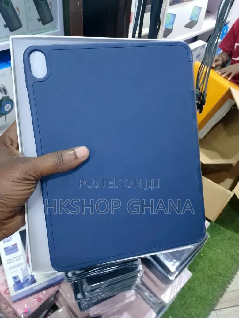 A16 11th Generation Apple iPad Smart Case With Pencil Slot Blue Black
