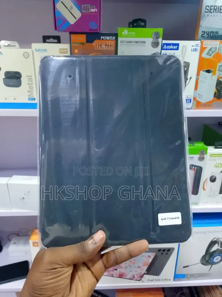 10th Generation Apple iPad Smart Case With Pencil Slot