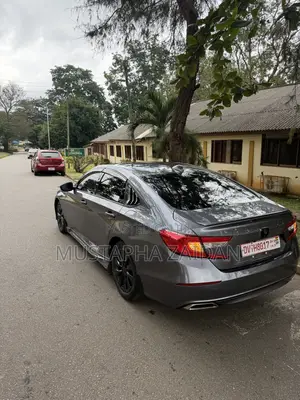 Honda Accord Sport (1.5L 4cyl Turbo CVT) 2019 Gray