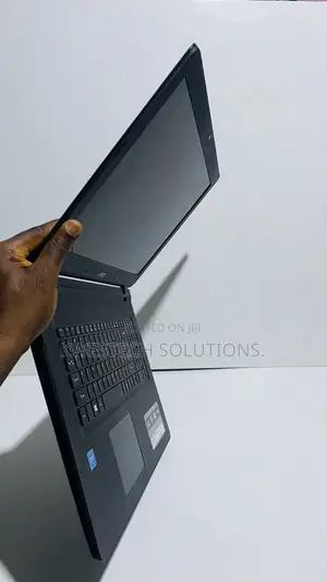 Laptop Acer Aspire ES1-732 4GB Intel Pentium HDD 320GB