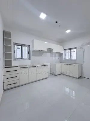 3bdrm House in 18 Dstv, Spintex for rent