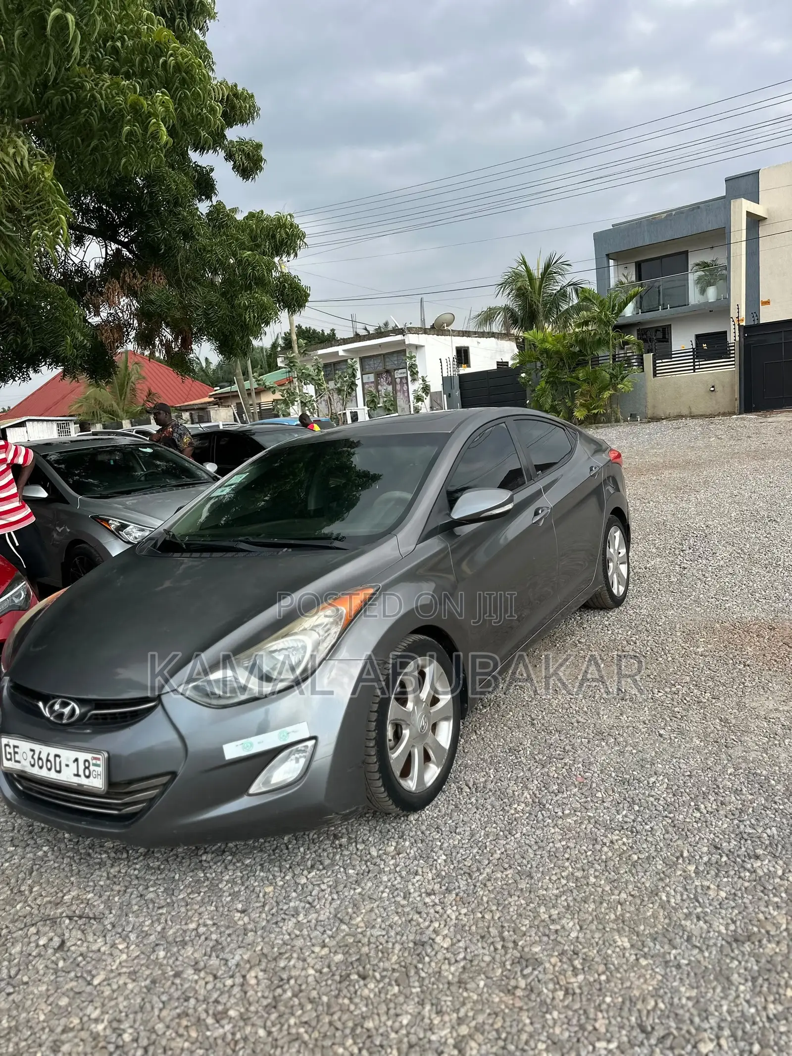 Hyundai Elantra GLS Sedan FWD (1.8L 4cyl 6M) 2013 Gray