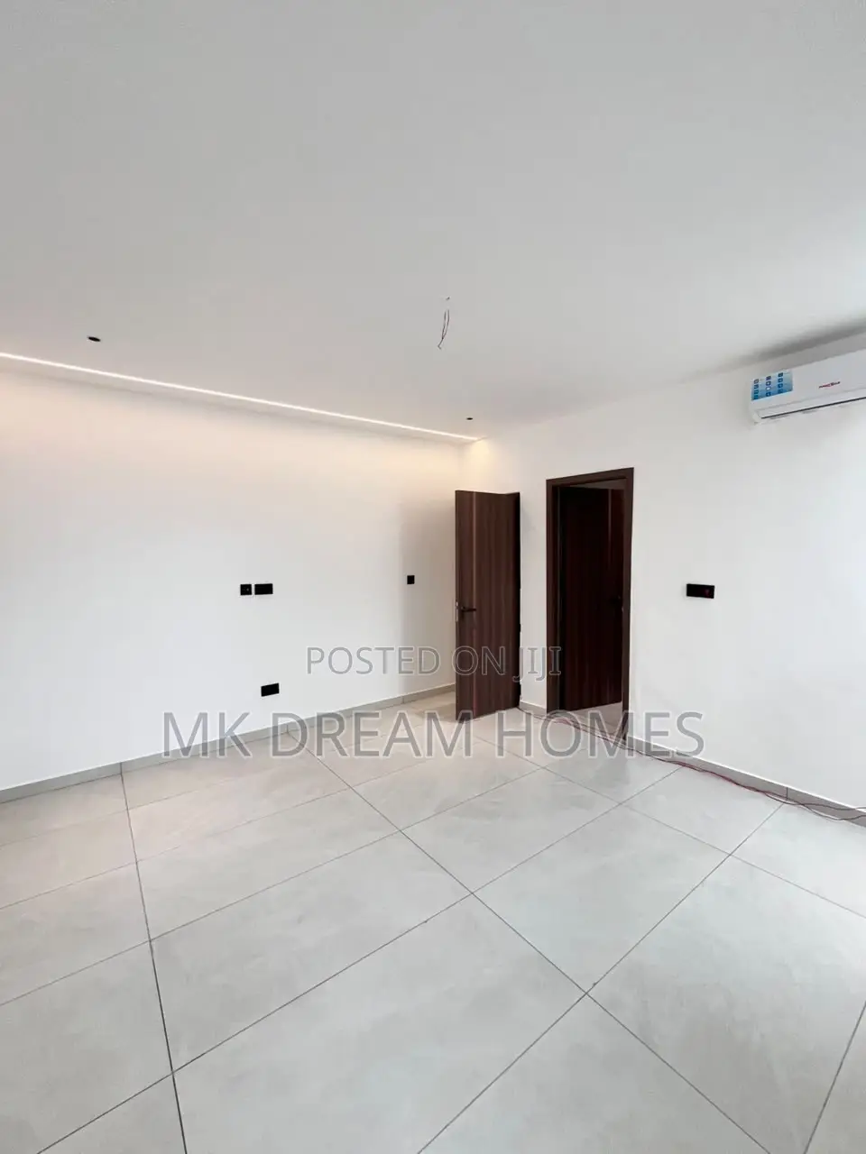 4bdrm House in Ashaley Botwe for sale