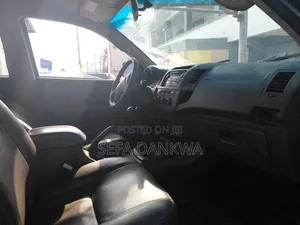 Toyota Hilux 3.0 D-4D 4x4 2014 Black