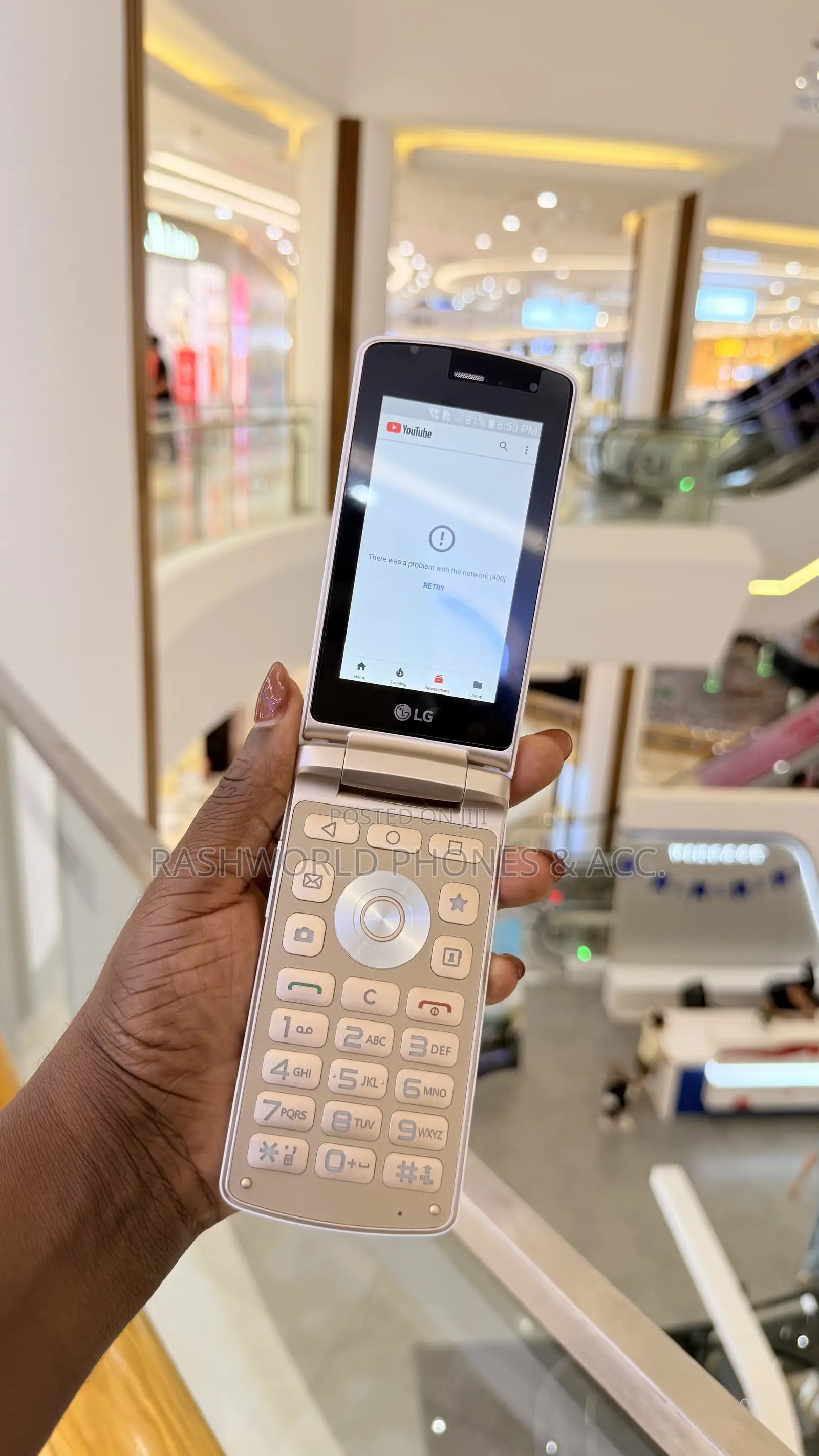 New LG Folder 8 GB White
