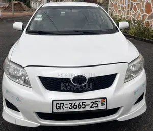 Toyota Corolla 2010 White