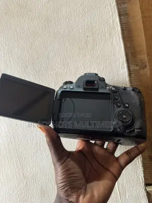 Canon 6D MII Body Only