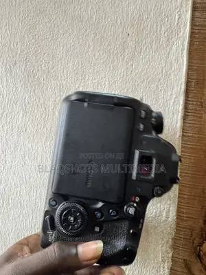 Canon 6D MII Body Only